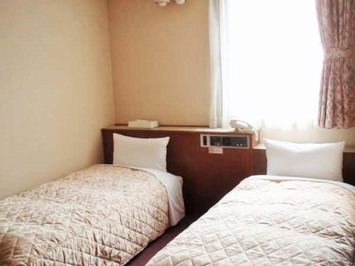 Twin Room - Non-Smoking
