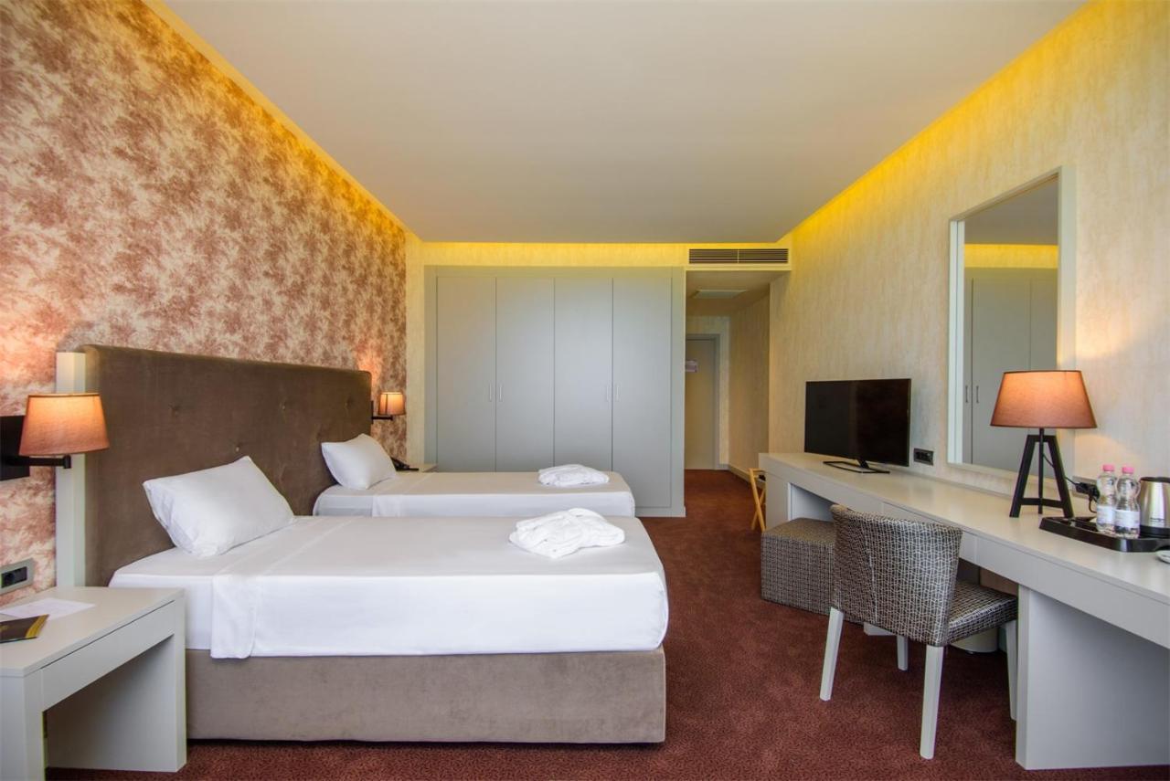 Twin Room with Balcony