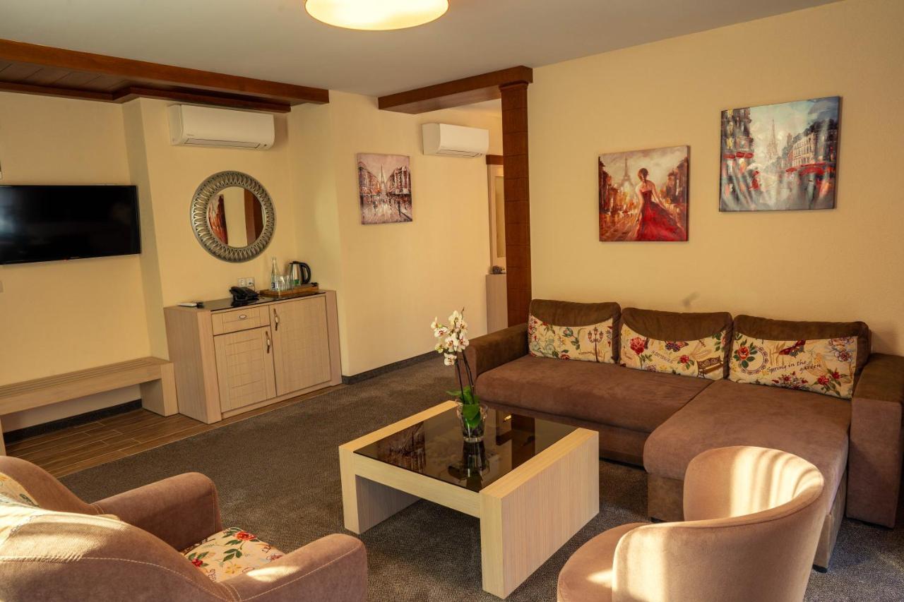 Superior Apartment