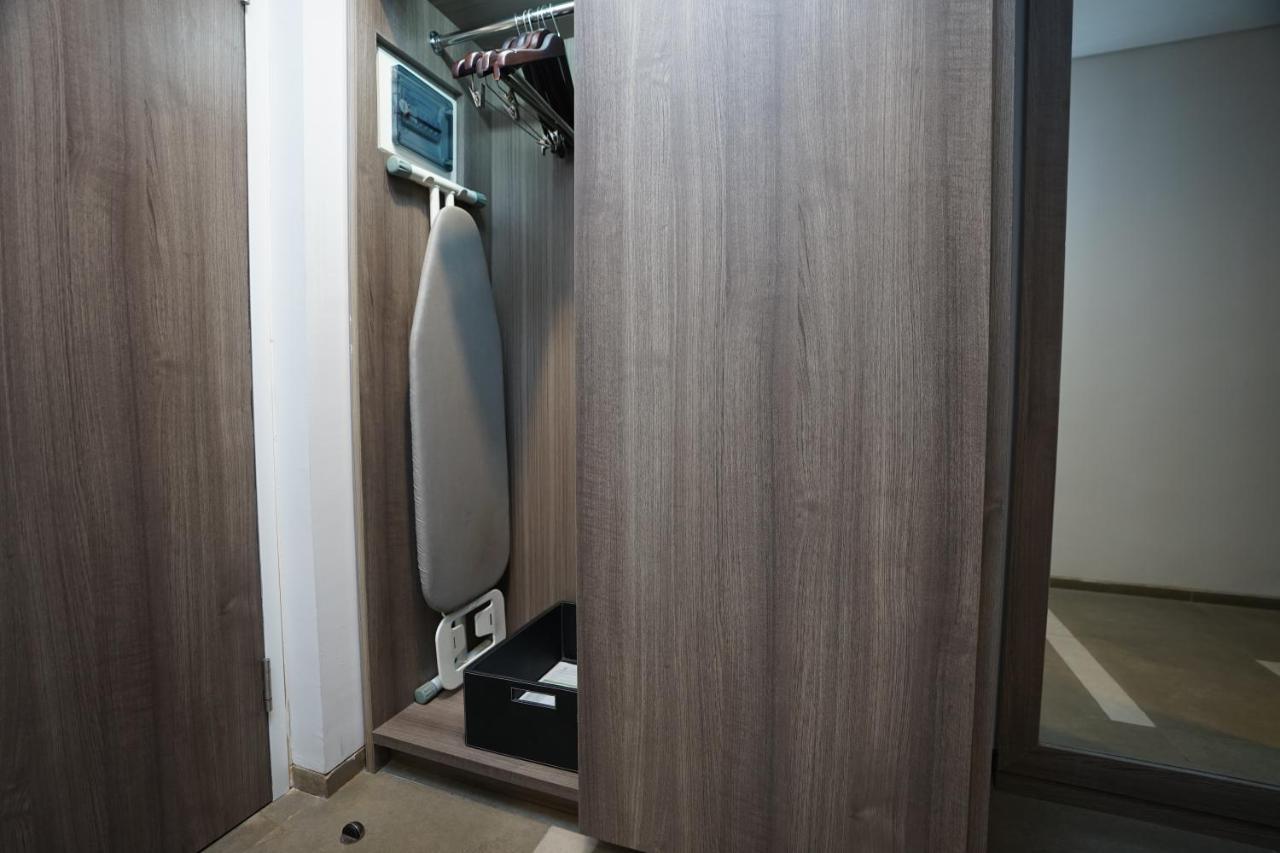 Standard Queen Room with Terrace Access - Smoking