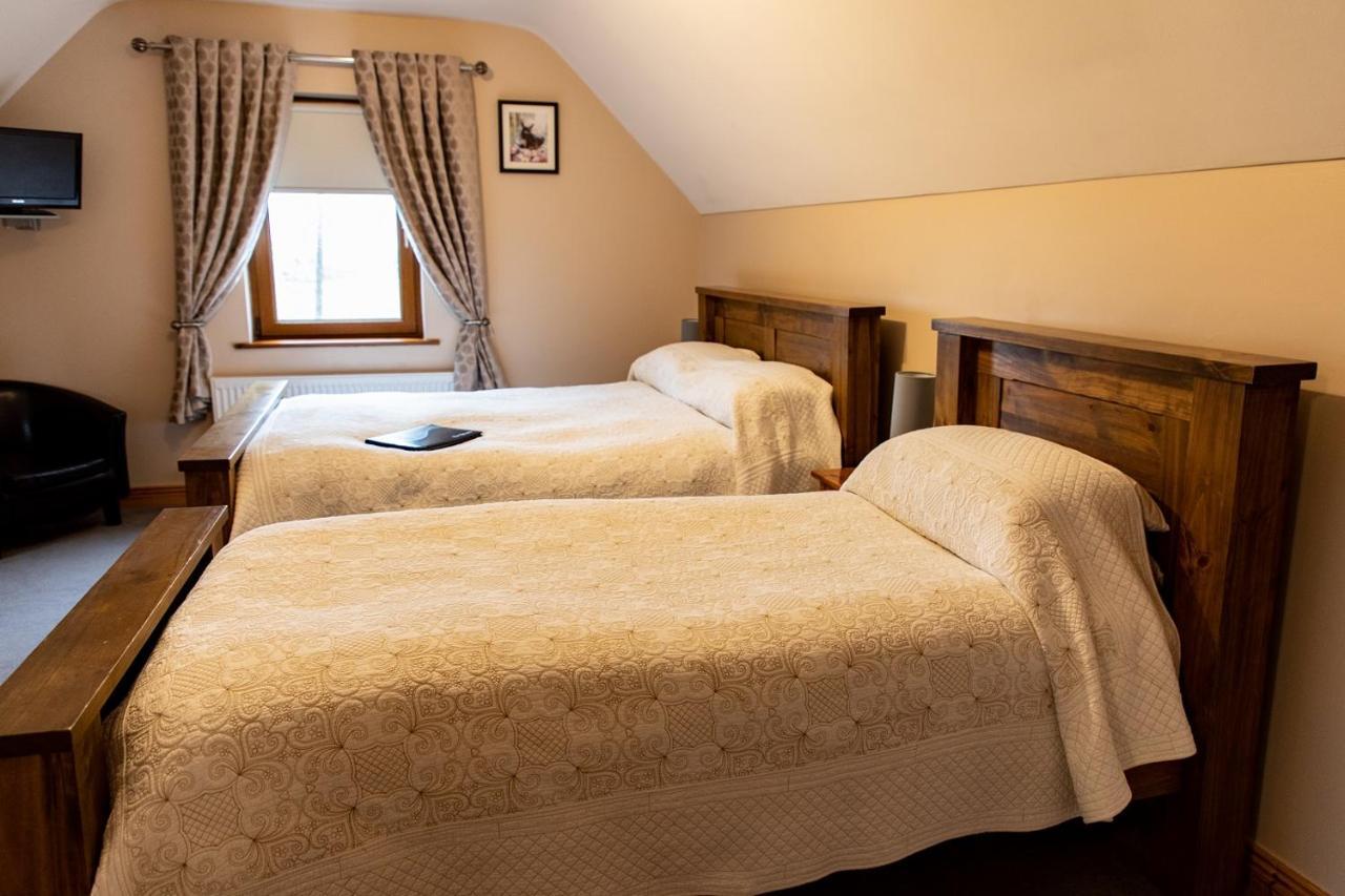Twin Room with Bathroom