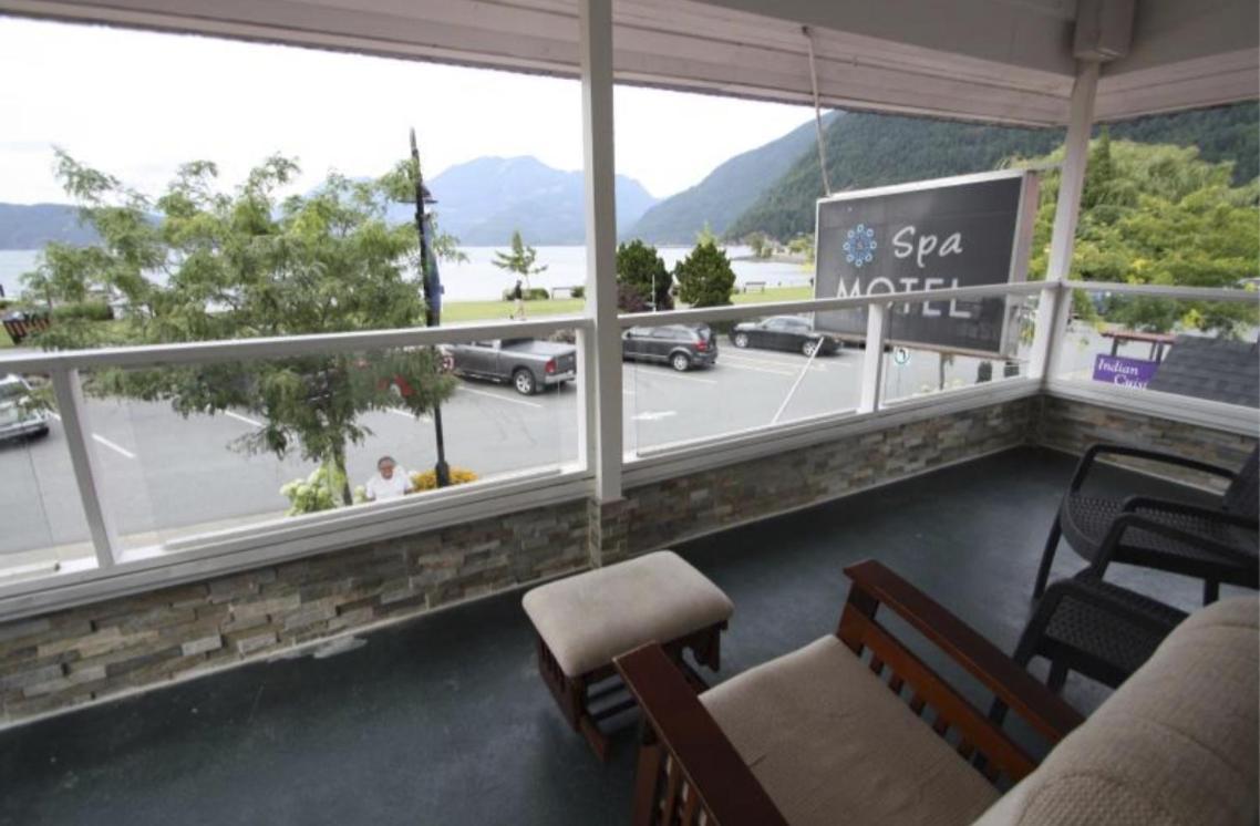 Studio with Lake View