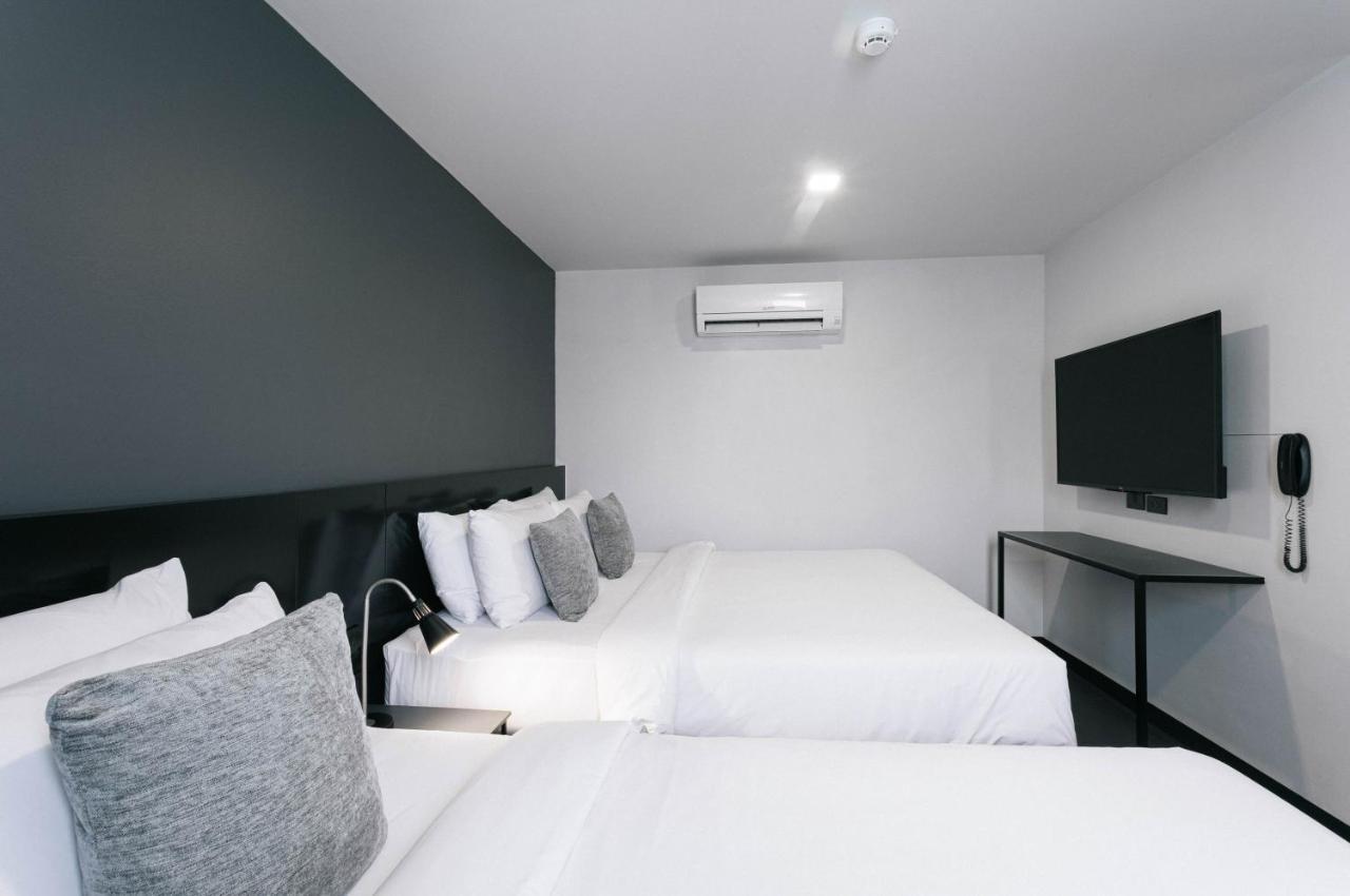 Deluxe Double Room with Extra bed