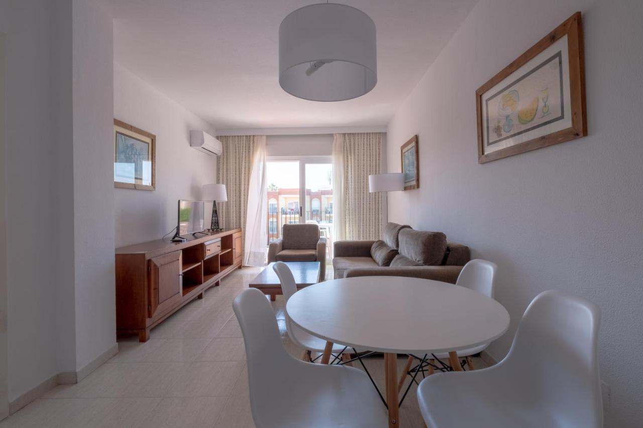 Apartment side sea view