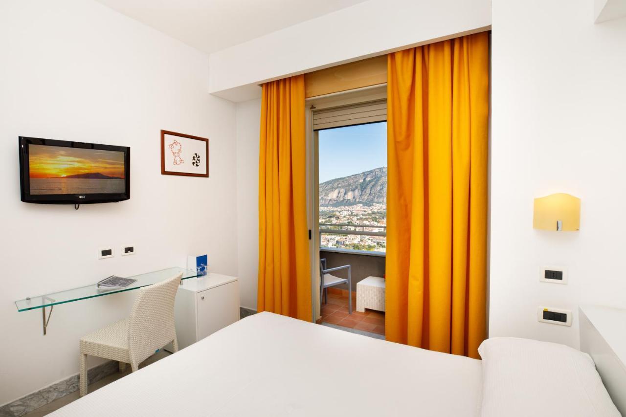 Double or Twin Room with Side Sea View