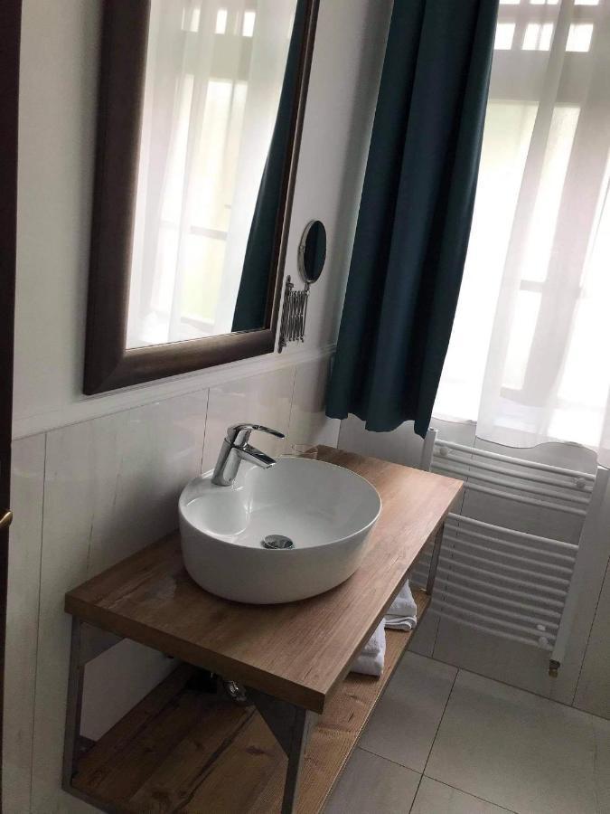 Triple Room with Bathroom