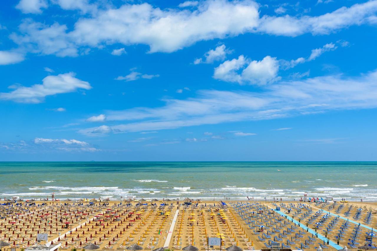 Superior Double or Twin Room with Sea View