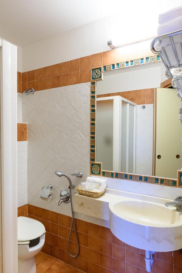 Quadruple Room with Sea View