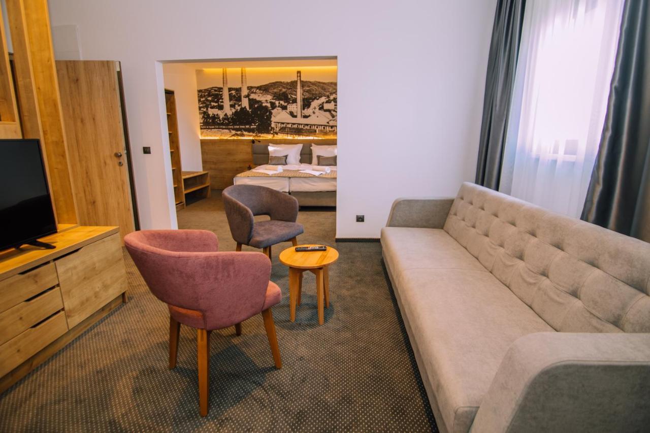 Deluxe Apartment