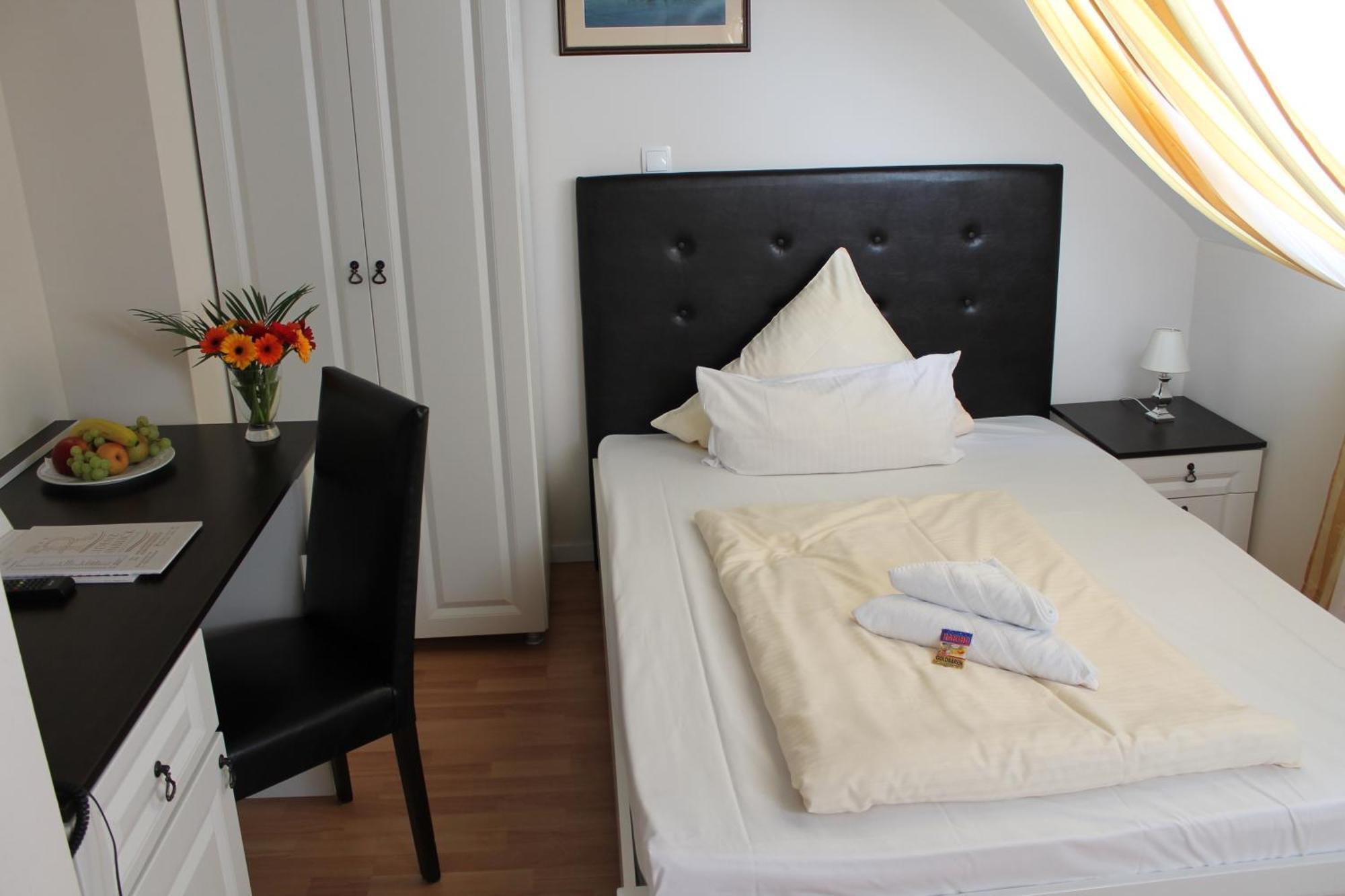 Comfort Single Room