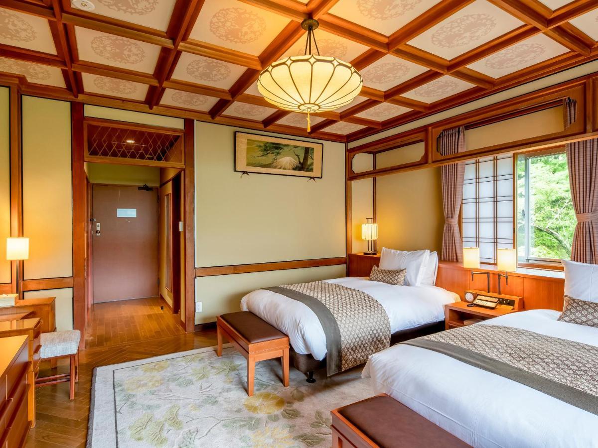 Forestwing Corner Twin Room