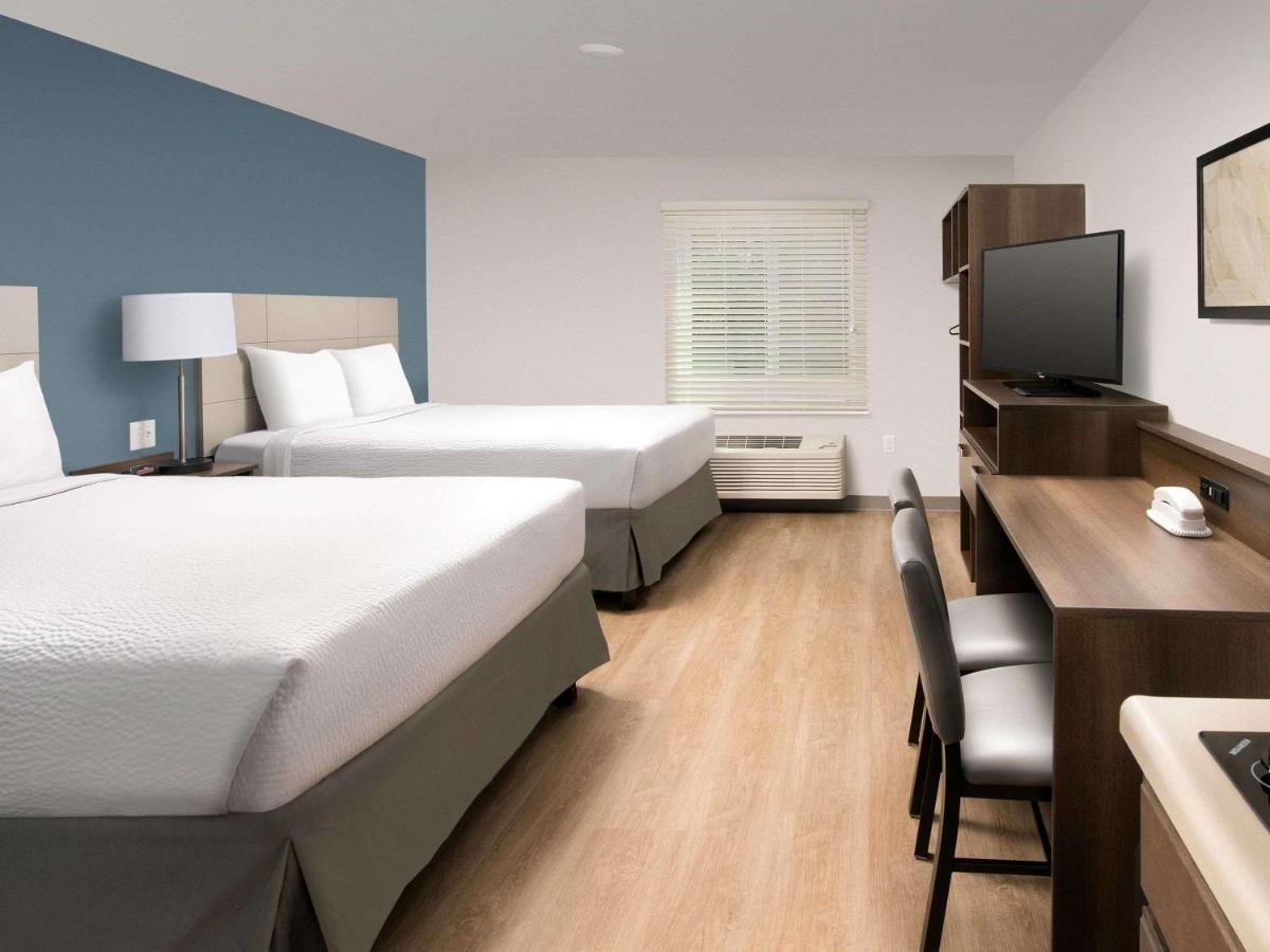 Double Room with Two Double Beds - Non-Smoking