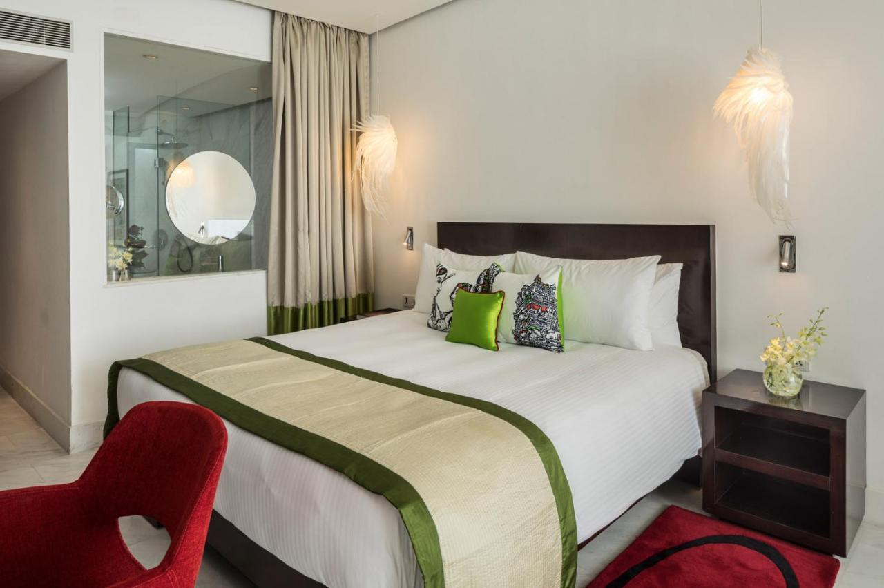 Luxury Queen Room with 10% discount on Airport Transfers and Spa service