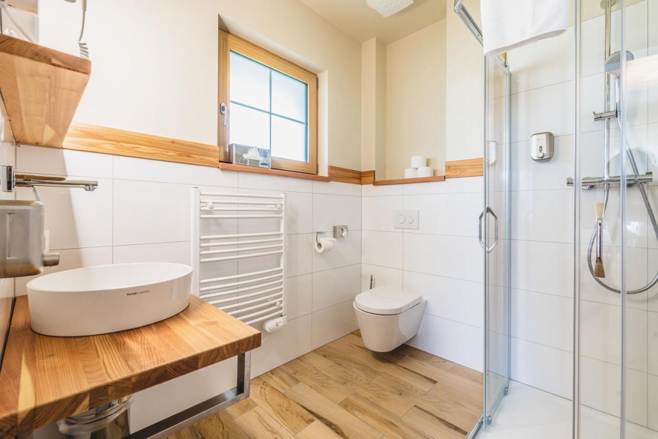 Two-Bedroom Apartment with Sauna, Hot Tub and Terrace