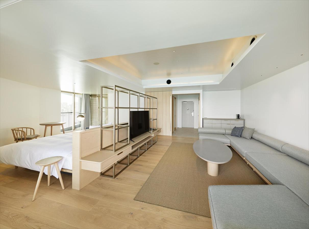 Anteroom Suite (2 Double beds with 2 sofa beds)