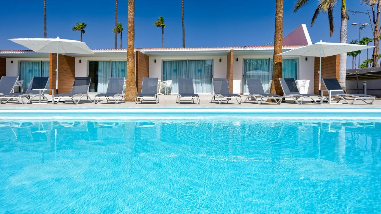 Double Room with Pool View