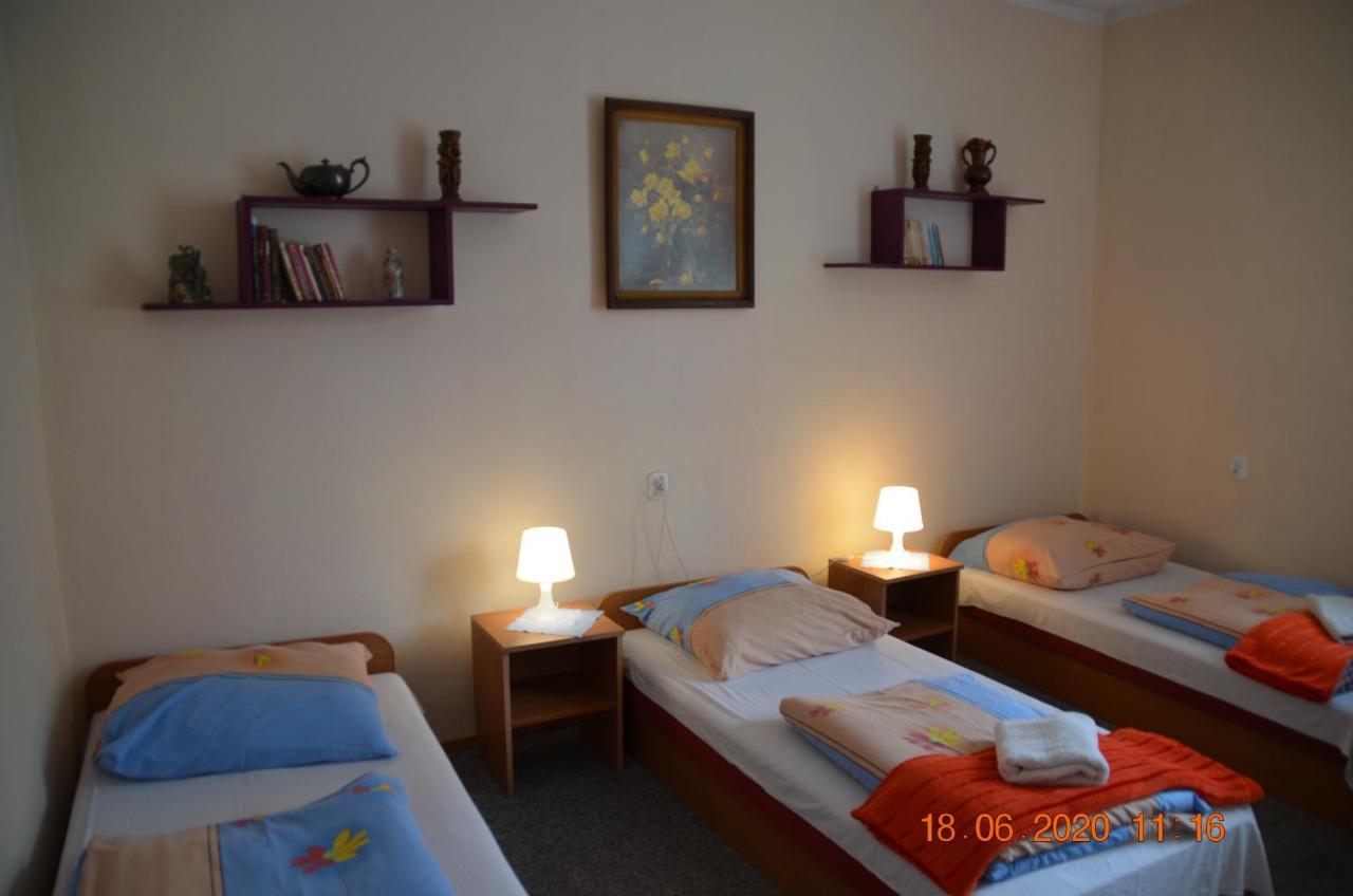 Economy Quadruple Room with Shared Bathroom