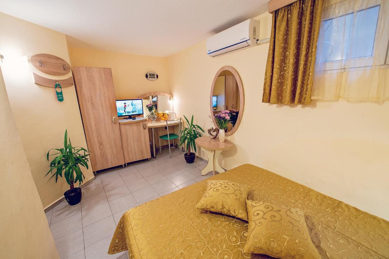 Double Room - Basement