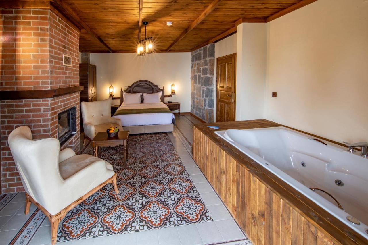 Junior Suite with Balcony