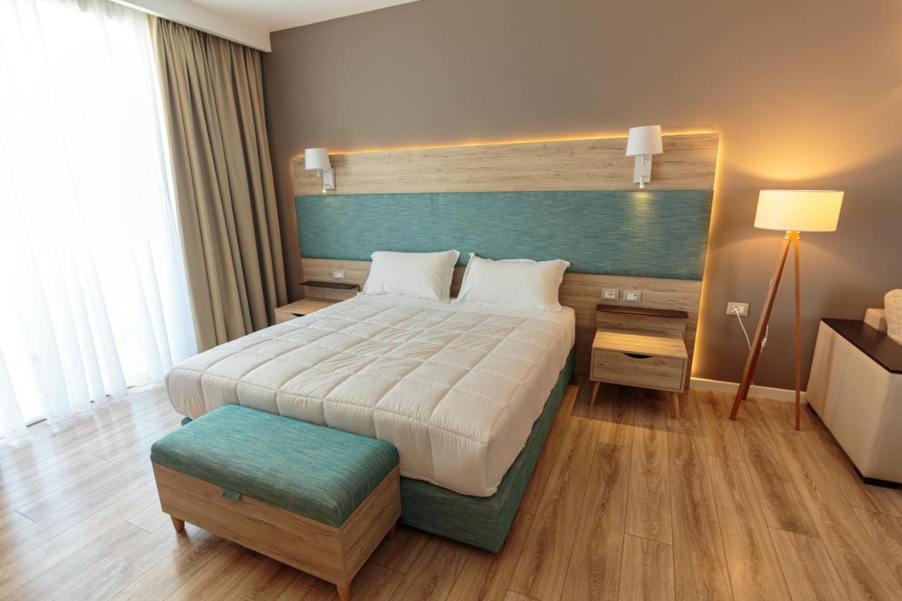 Suite with Sea View