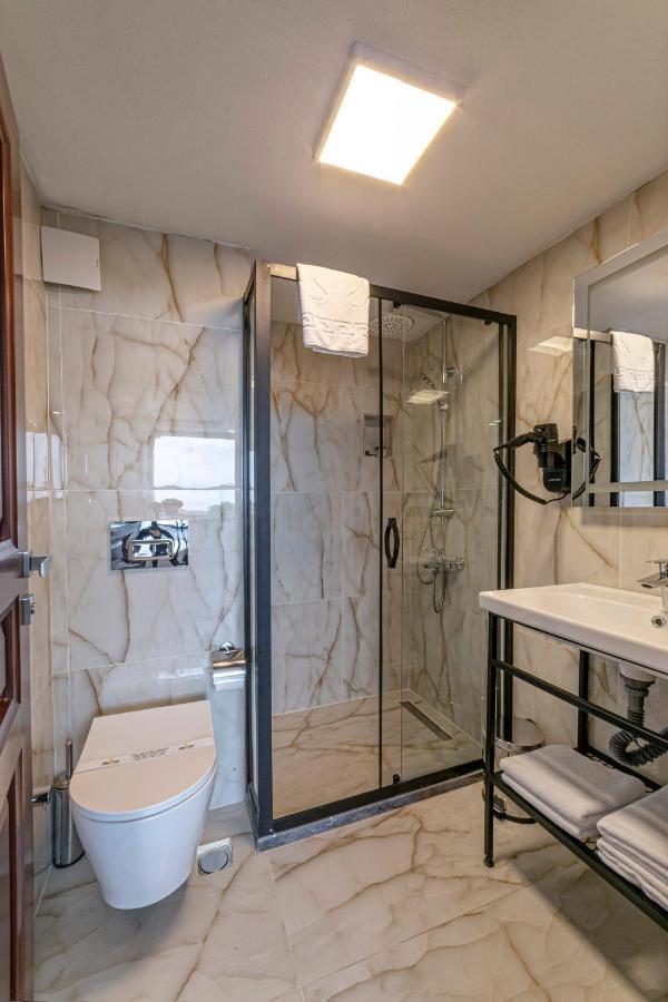 Deluxe Double Room with Sea View