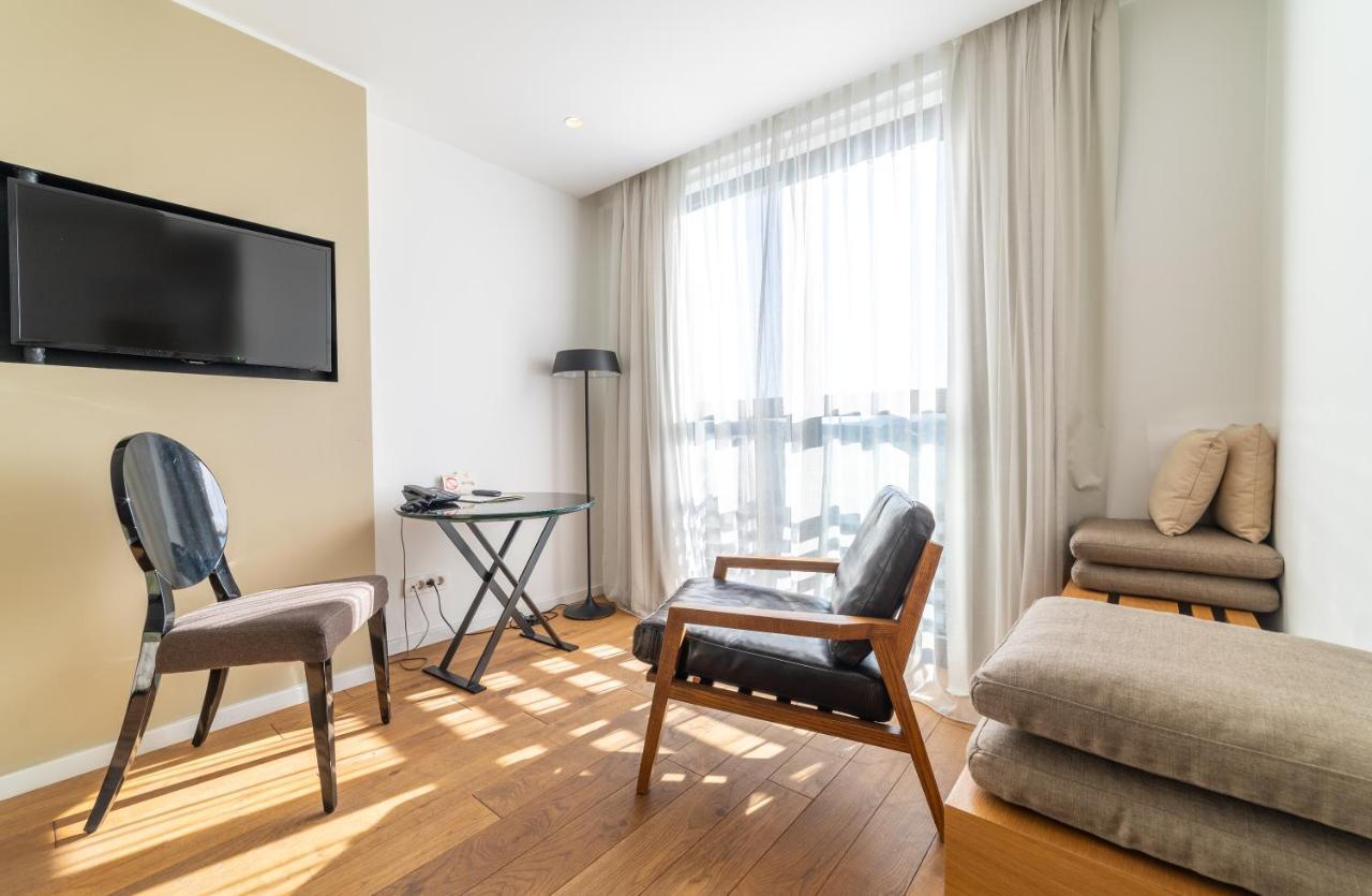Deluxe Double Room with Terrace