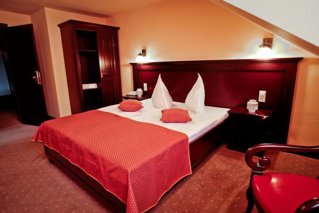 Small Double Room