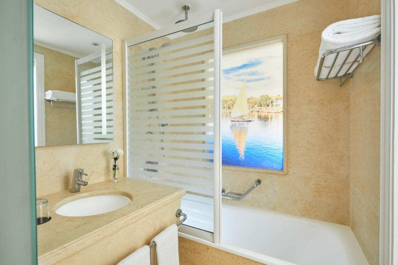 Superior Twin Plus Garden View (Bungalow)