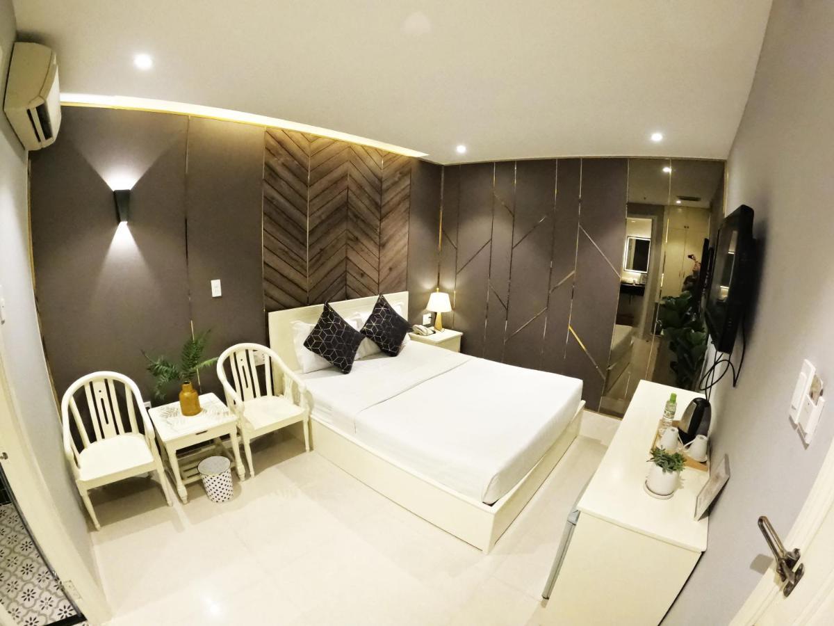 Standard Double Room No Window