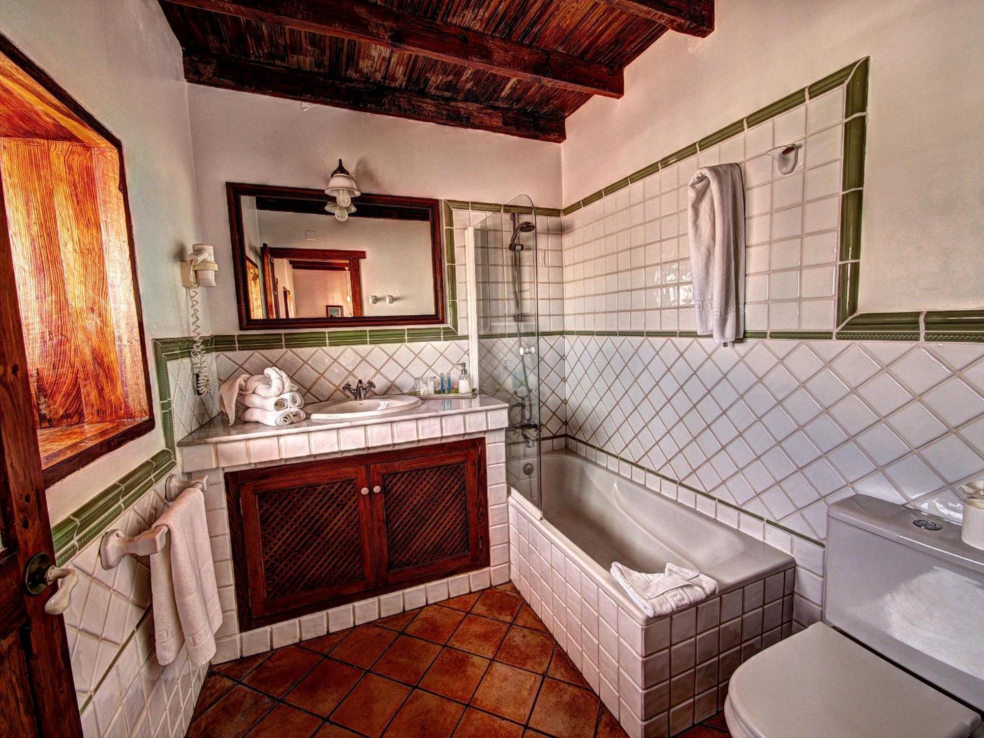 Single Room with Bathroom