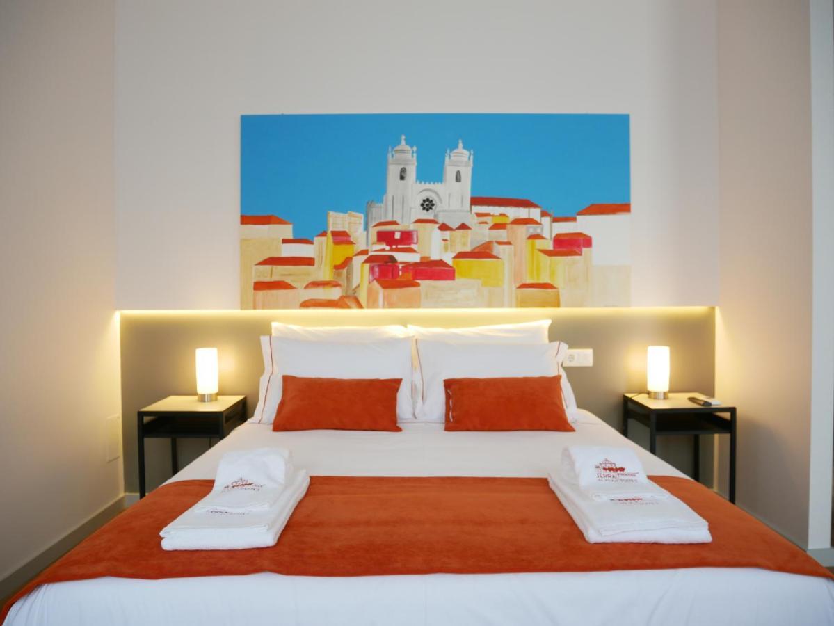 Deluxe Queen Suite