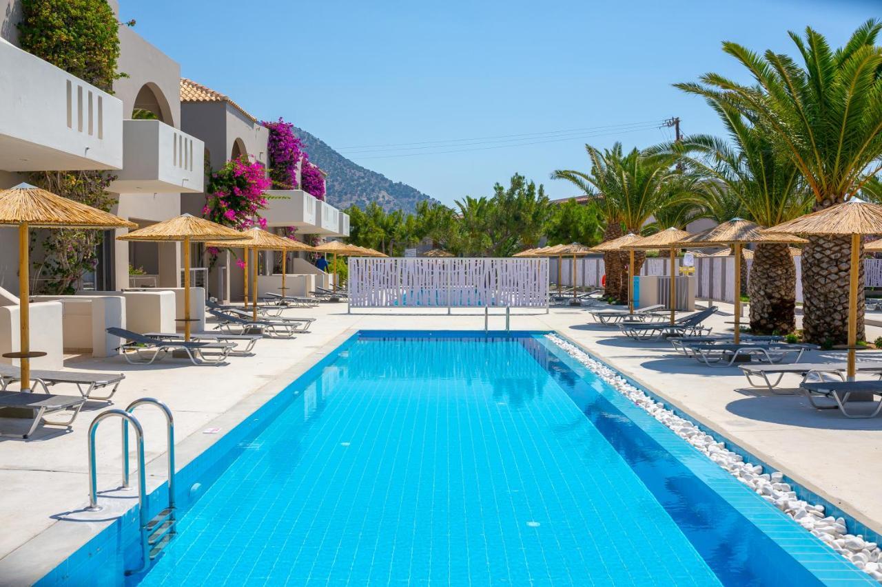 Suite with Pool View