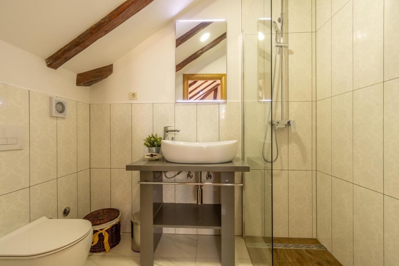 Deluxe Family Suite