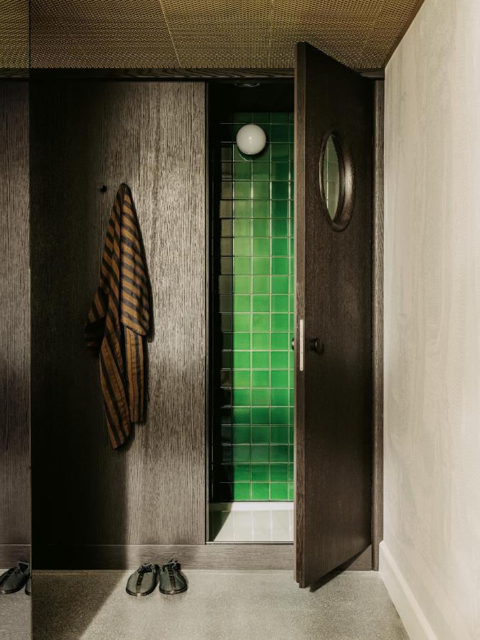 Signature Design Room