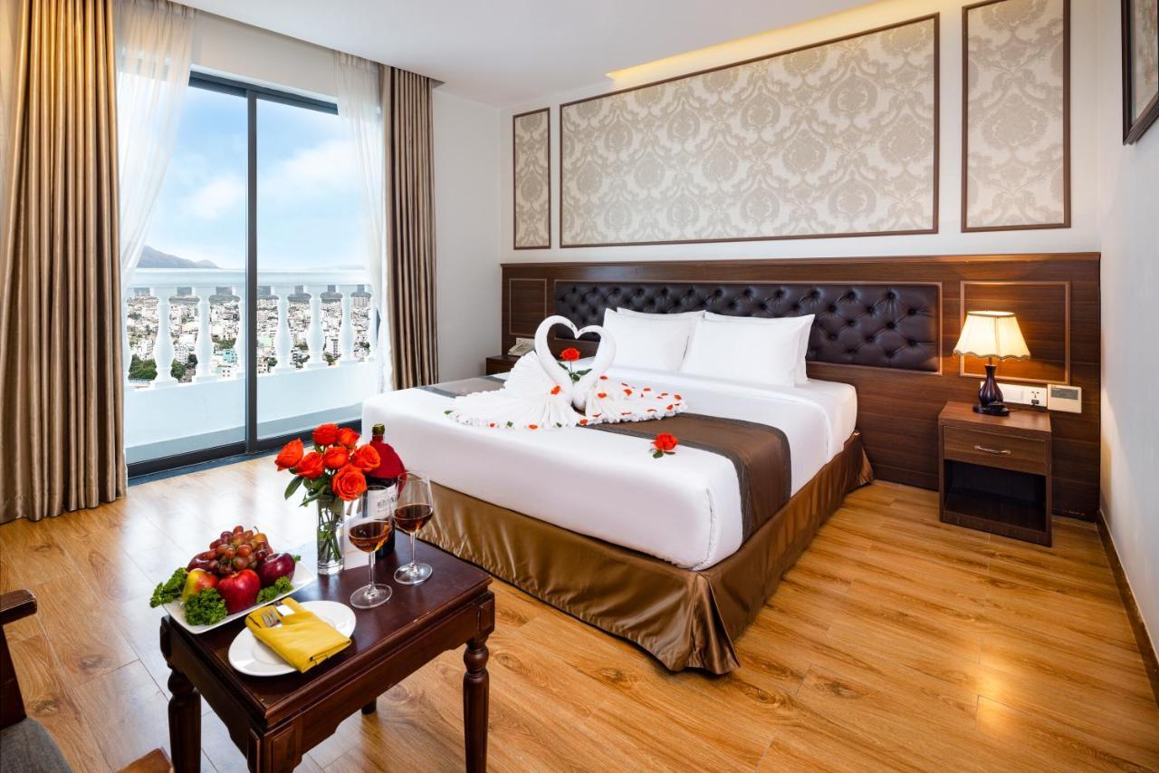 Deluxe Room City View with Balcony