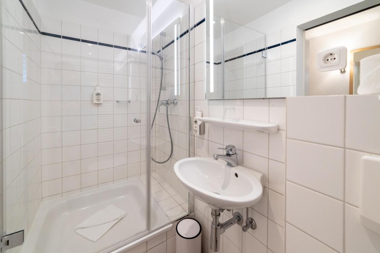 Einzelzimmer Economy im Souterrain