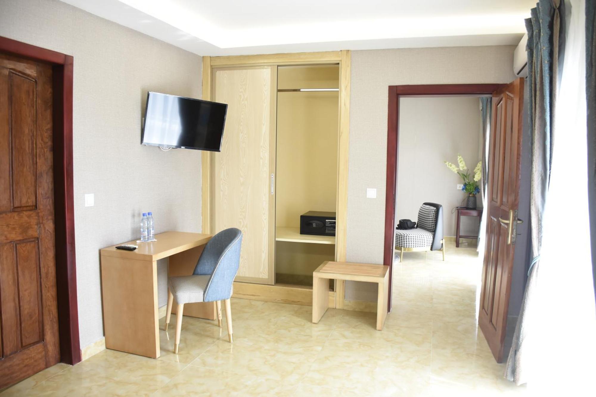 One-Bedroom Suite