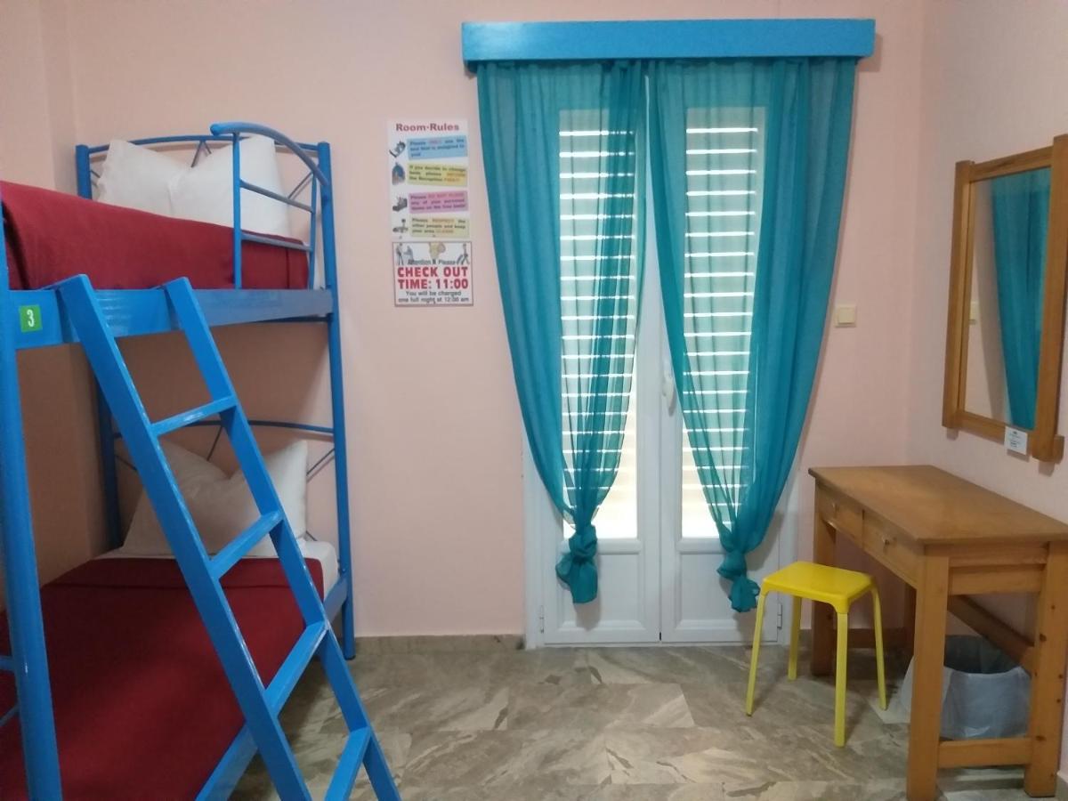 Bed in 4-Bed Dormitory Room