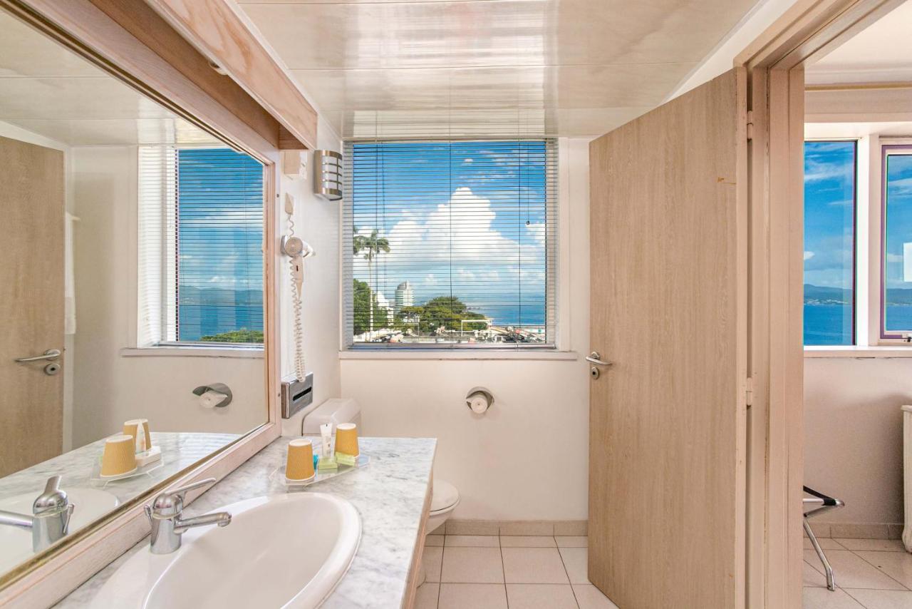 Superior Room with Sea View