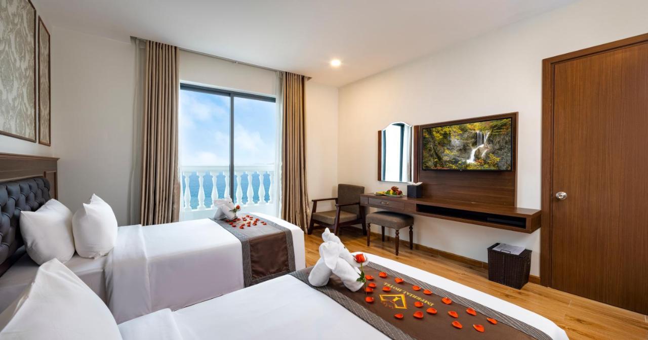 Twin Room with Sea View