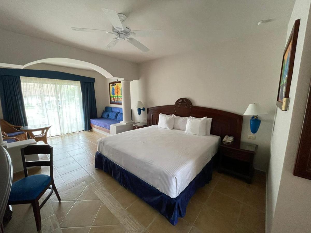 1 King Bed Junior Suite SGL