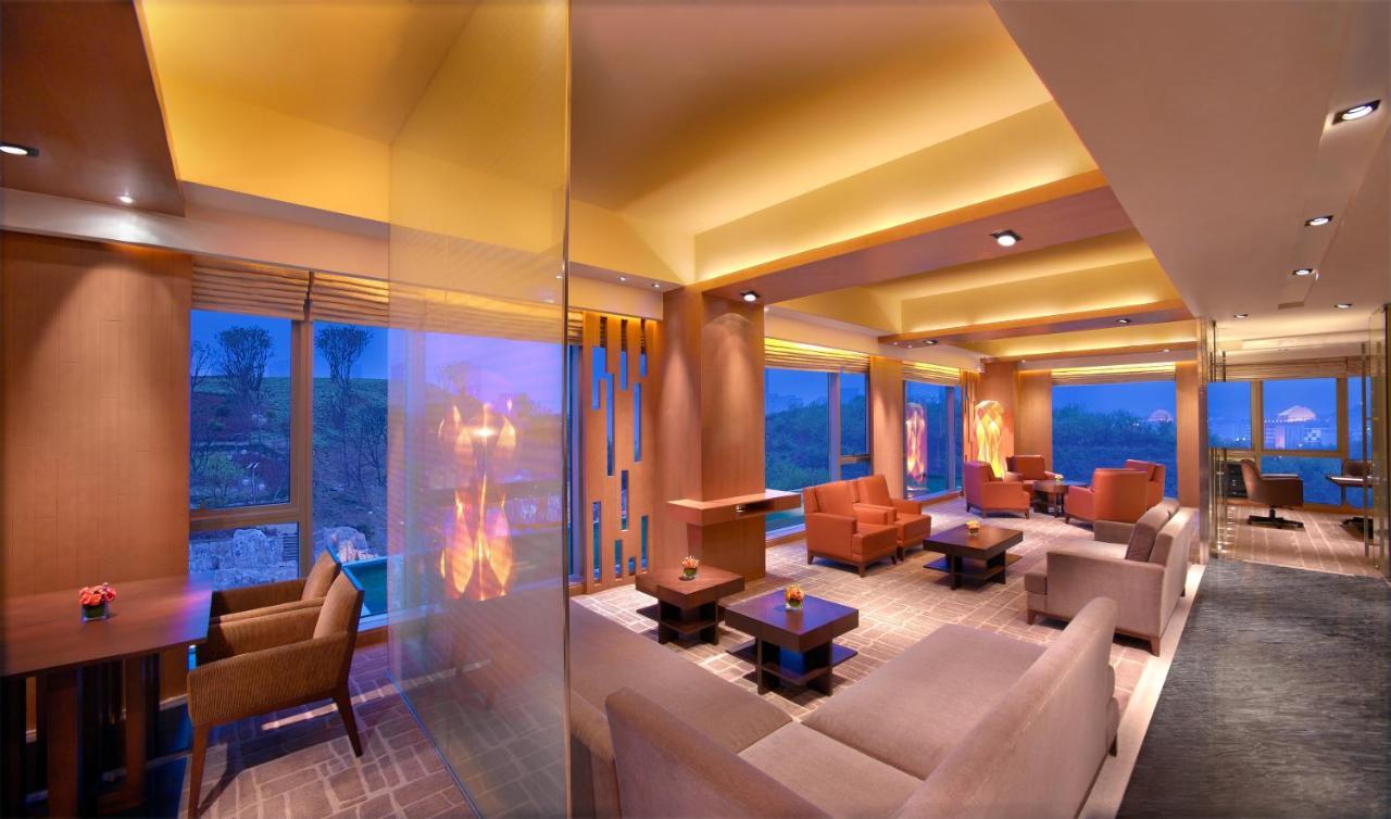 King Room - Club Access