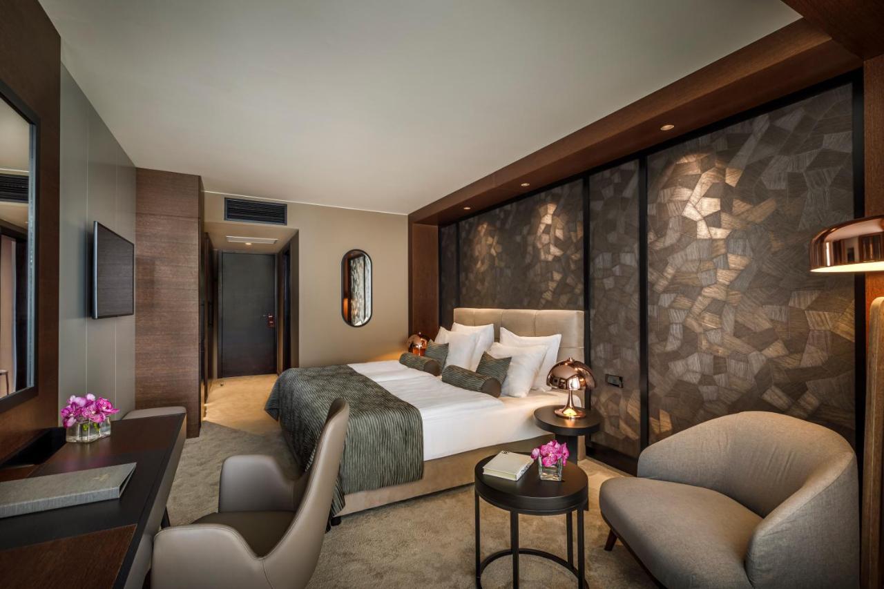 Superior Double or Twin Room with Sea View