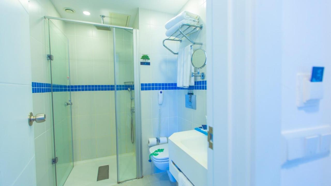 Large Double Room