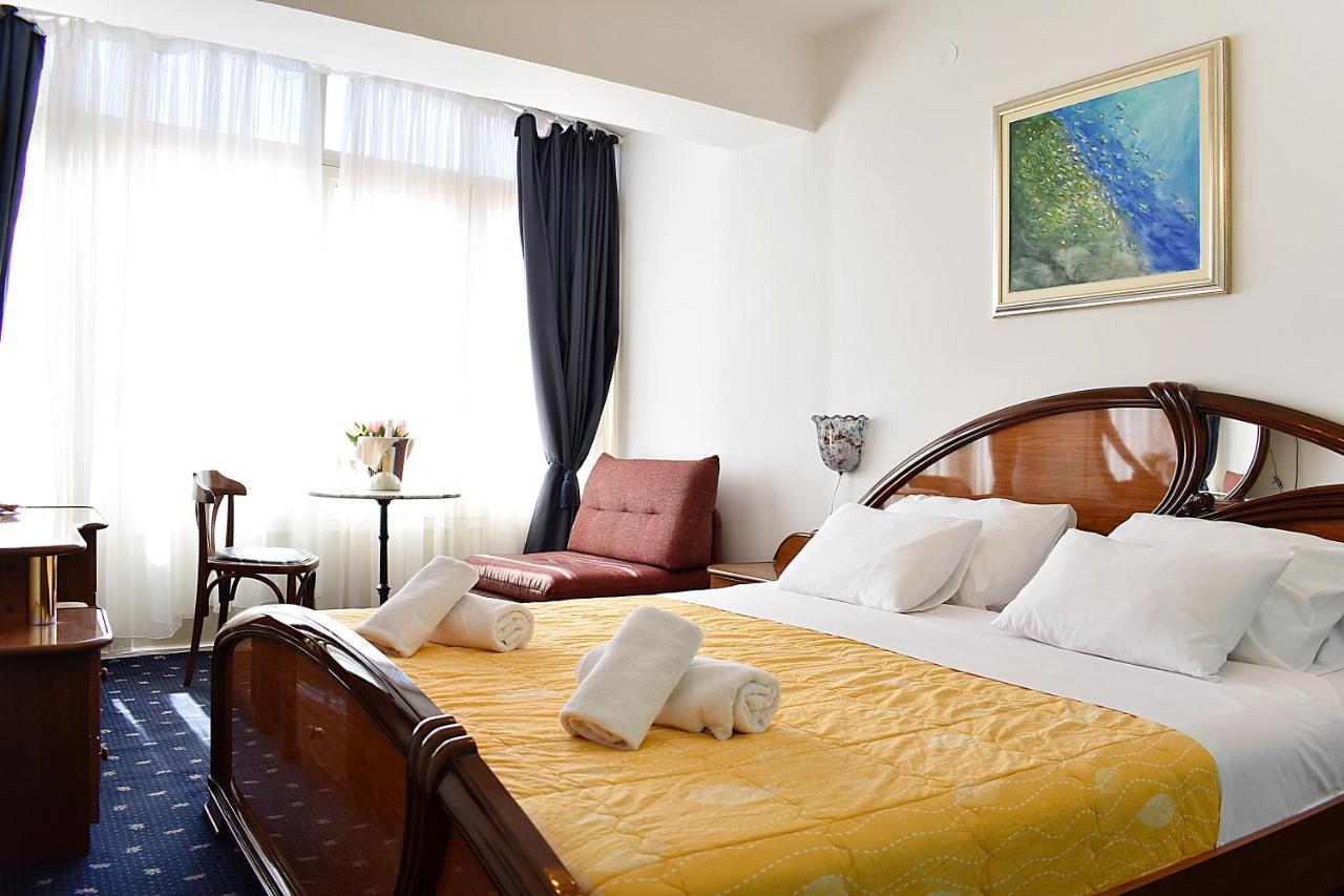 Deluxe Double Room with Sea View