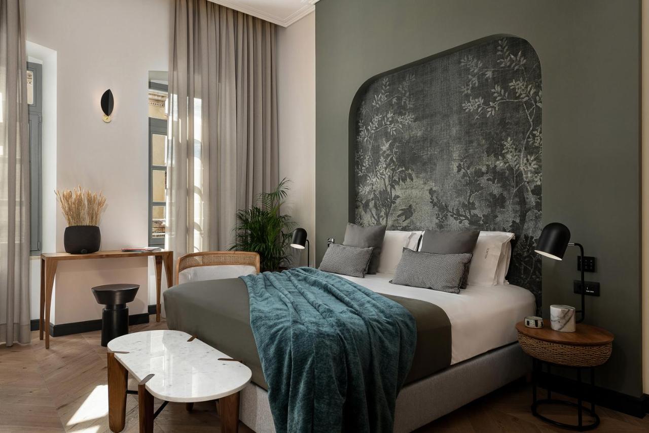 Deluxe Suite with Spa Bath