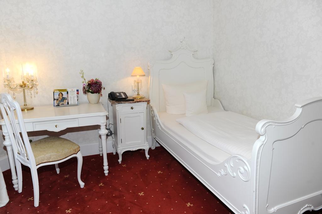 Superior Single Room
