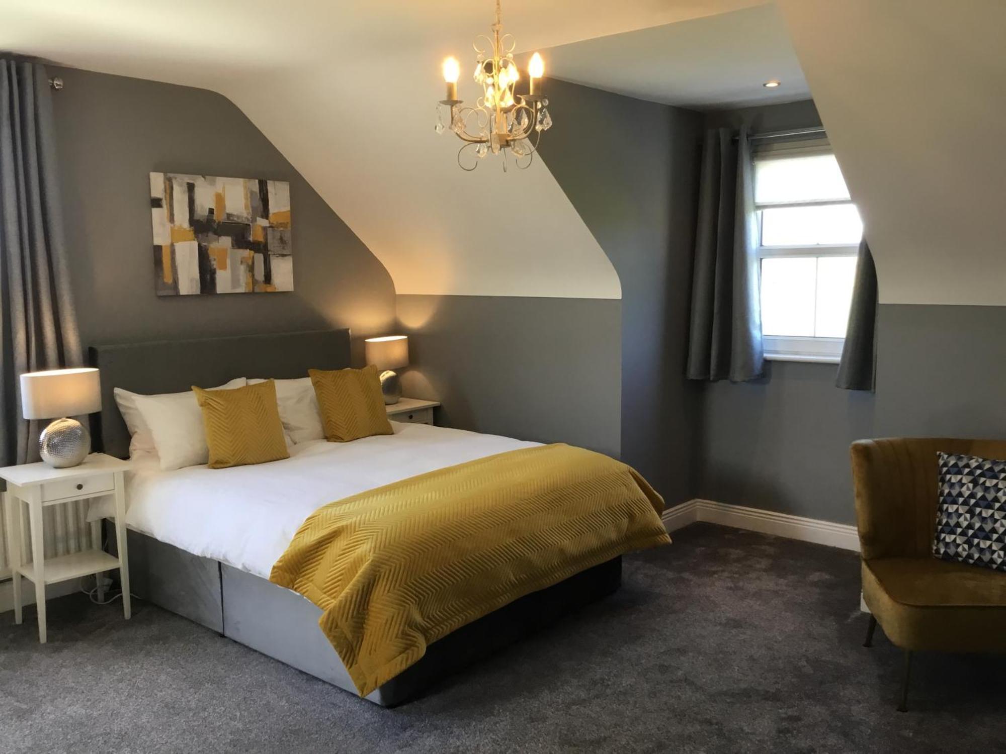 Superior King Room