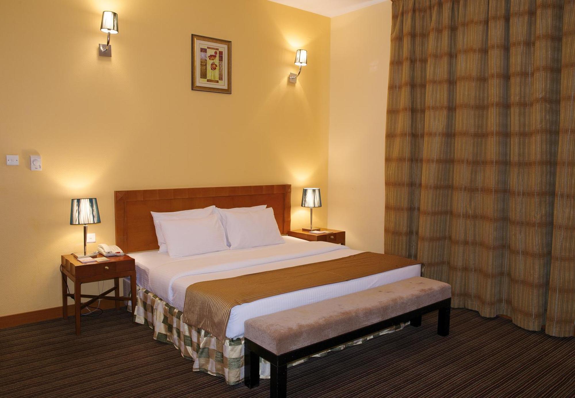 Deluxe King Room
