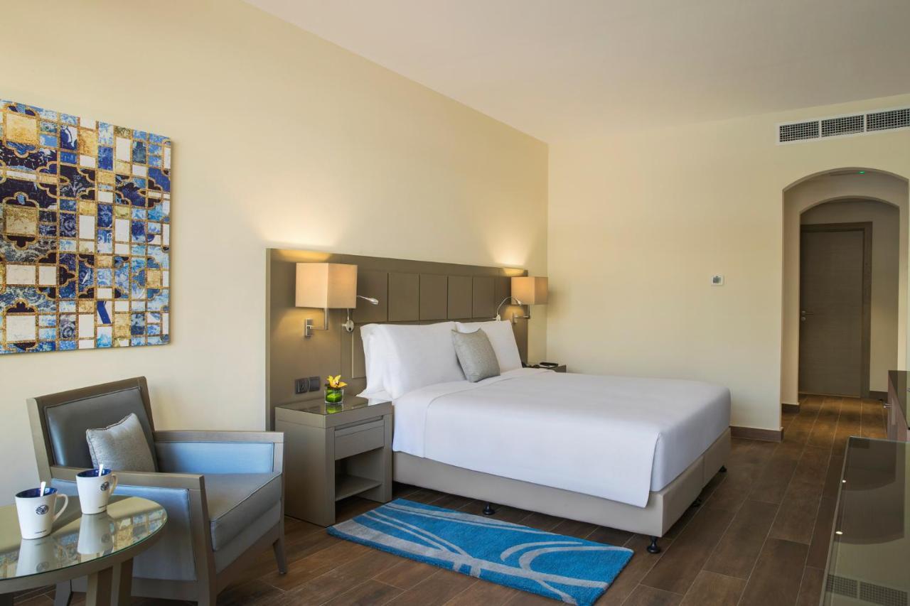 Garden View Room - King Bed